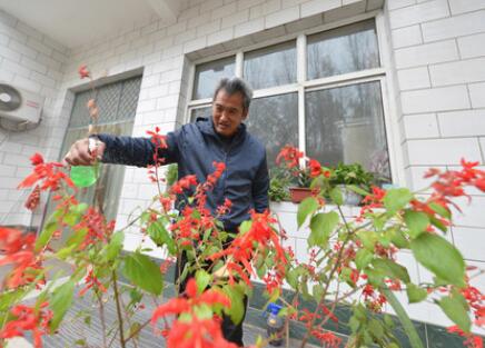 貧困縣全部摘帽是否意味脫貧攻堅目標(biāo)任務(wù)完成？