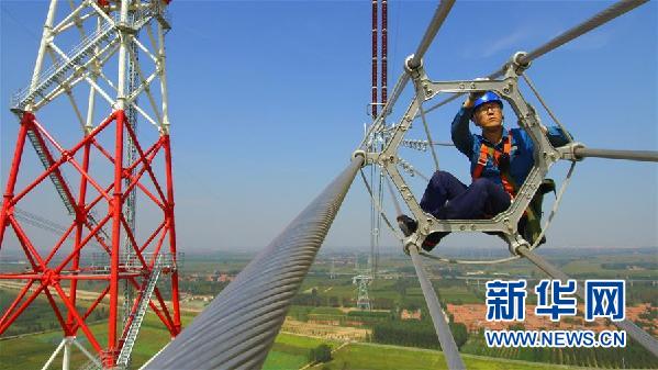 （十九大時光&middot;圖文互動）（4）青春，在夢想的引領(lǐng)下飛揚(yáng)&mdash;&mdash;來自基層蹲點現(xiàn)場的報道
