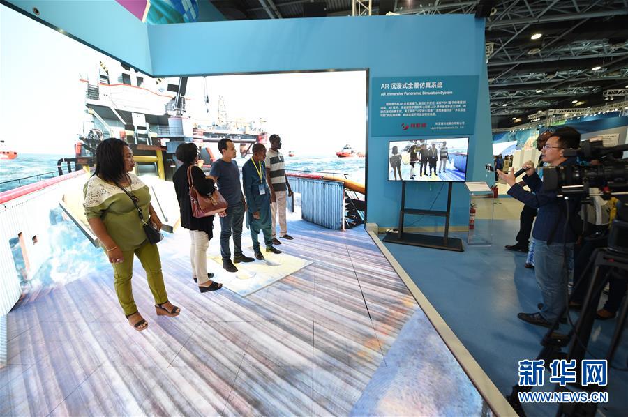 （新華全媒頭條&middot;圖文互動）（8）奔跑吧，中關(guān)村！&mdash;&mdash;寫在習(xí)近平總書記率領(lǐng)中央政治局到中關(guān)村集體學(xué)習(xí)5周年之際