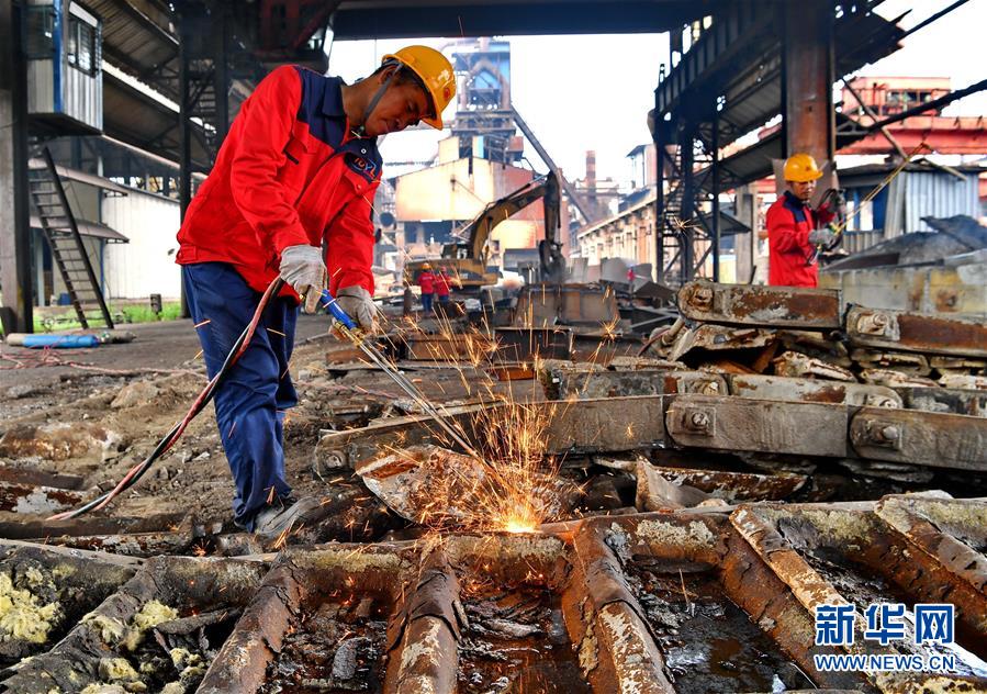 （新華全媒頭條&middot;圖文互動）（1）攻堅(jiān)，為了美麗中國&mdash;&mdash;黨的十八大以來污染防治紀(jì)實(shí)