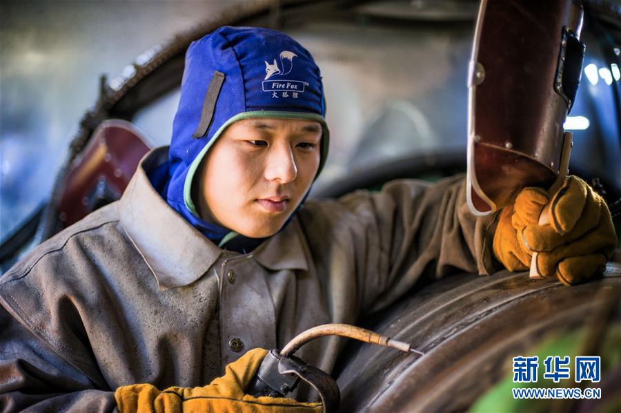 （新華全媒頭條&middot;愛國情 奮斗者&middot;圖文互動）（3）以青春之我，創(chuàng)青春中國&mdash;&mdash;寫在五四運(yùn)動100周年之際