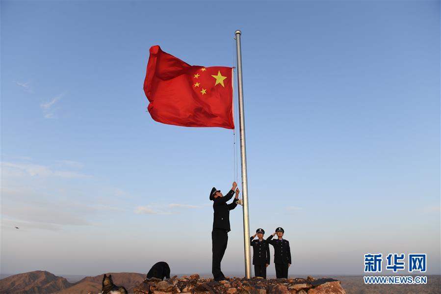 (愛國(guó)情 奮斗者·圖文互動(dòng))(13)印刻在戈壁上的名字