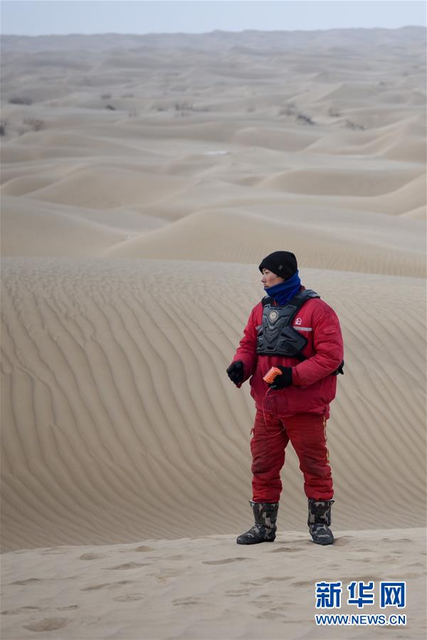 （新春走基層&middot;圖文互動(dòng)）（4）大漠中，一頂帳篷守歲五年