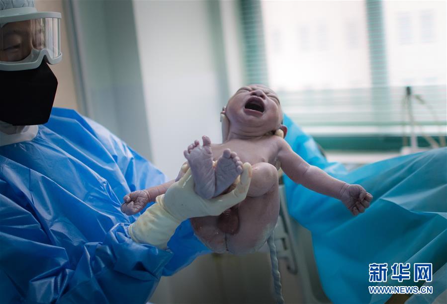 （新華全媒頭條&middot;圖文互動(dòng)）（11）武漢24小時(shí)