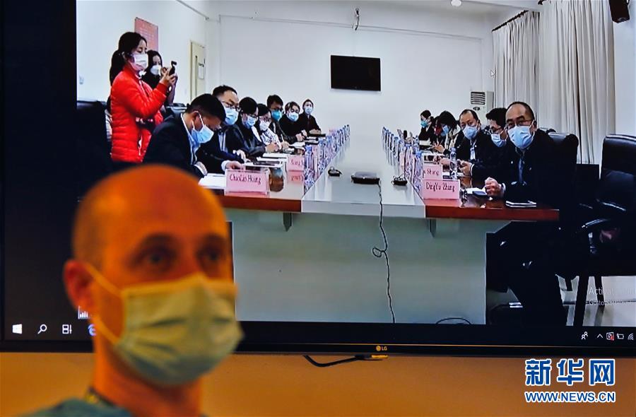 （聚焦疫情防控&middot;圖文互動(dòng)）（13）分秒必爭(zhēng)！一切為了治病救人&mdash;&mdash;中國(guó)抗疫生命至上的生動(dòng)實(shí)踐