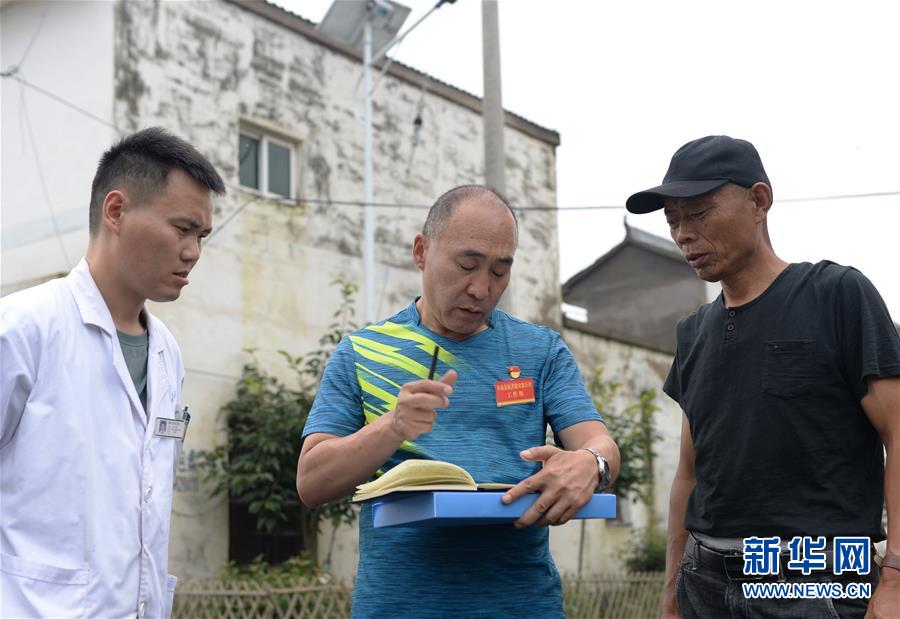 (新華全媒頭條·圖文互動(dòng))(12)筑起共御水患的鋼鐵長堤——戰(zhàn)洪一線的“干群關(guān)系新答卷”