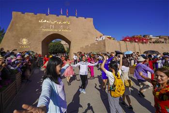 &ldquo;樂&rdquo;動喀什古城