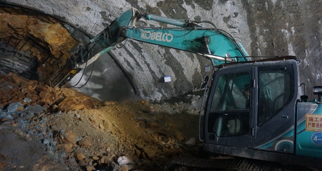 10.24公里！贛深高鐵&ldquo;第一長隧&rdquo;貫通！