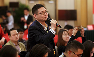 黨建雜志、黨建網(wǎng)記者提問