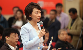 中央電視臺(tái)、中國(guó)國(guó)際電視臺(tái)記者提問