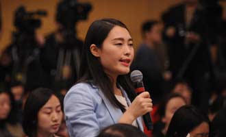 經(jīng)濟(jì)日報、中國經(jīng)濟(jì)網(wǎng)記者提問