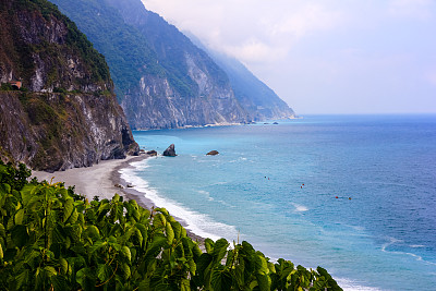 國務(wù)院臺辦、國家發(fā)展改革委等出臺《關(guān)于促進(jìn)兩岸經(jīng)濟(jì)文化交流合作的若干措施》