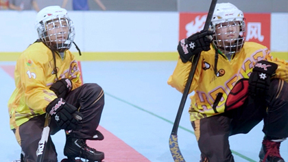 直播大灣區(qū)丨陸地冰球進校園 來感受冰雪運動在南方的&ldquo;熱潮&rdquo;