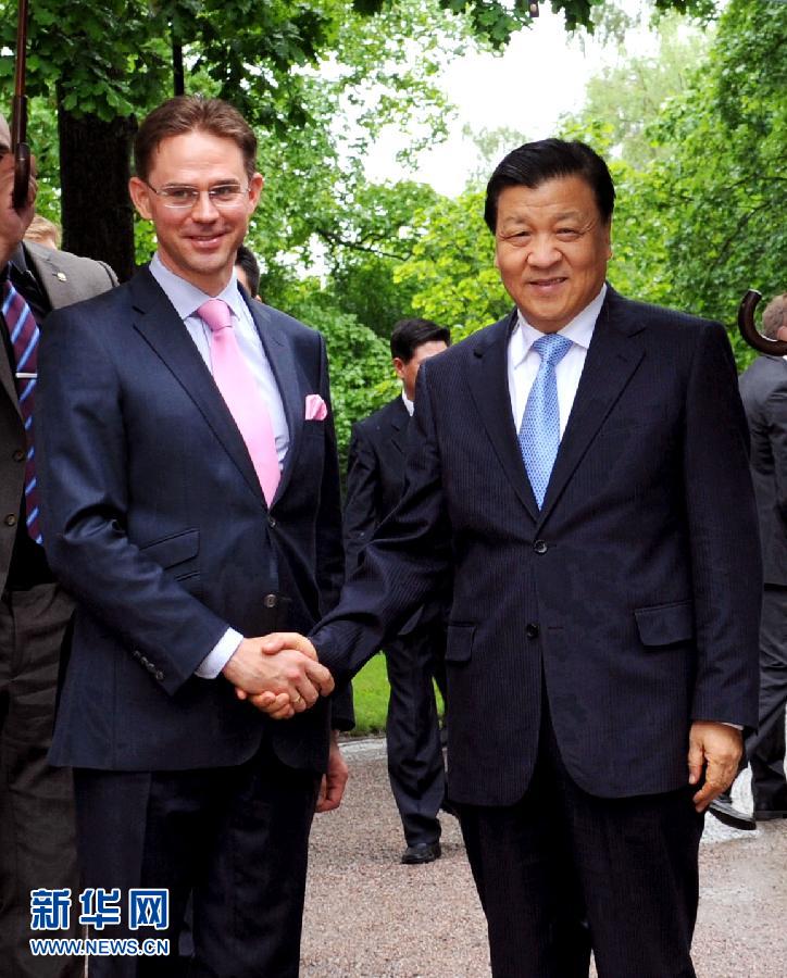 6月12日，中共中央政治局常委、中央書記處書記劉云山在赫爾辛基會見芬蘭總理卡泰寧。 新華社記者饒愛民攝