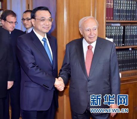 6月20日，國務院總理李克強在雅典總統(tǒng)府會見希臘總統(tǒng)帕普利亞斯。 新華社記者 李濤 攝