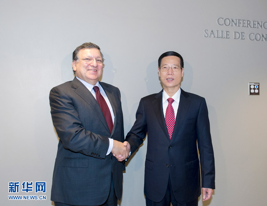 9月23日，正在紐約出席聯(lián)合國氣候峰會(huì)的國家主席習(xí)近平特使、國務(wù)院副總理張高麗在紐約聯(lián)合國總部會(huì)見歐盟委員會(huì)主席巴羅佐。新華社記者王曄攝 