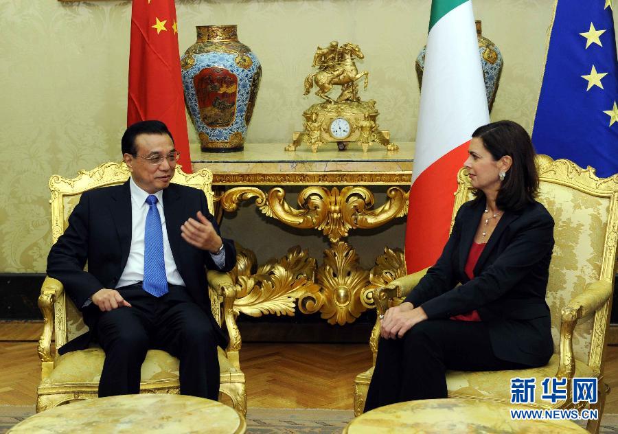10月15日，中國國務院總理李克強在羅馬會見意大利眾議長博爾德里尼。 新華社記者饒愛民攝