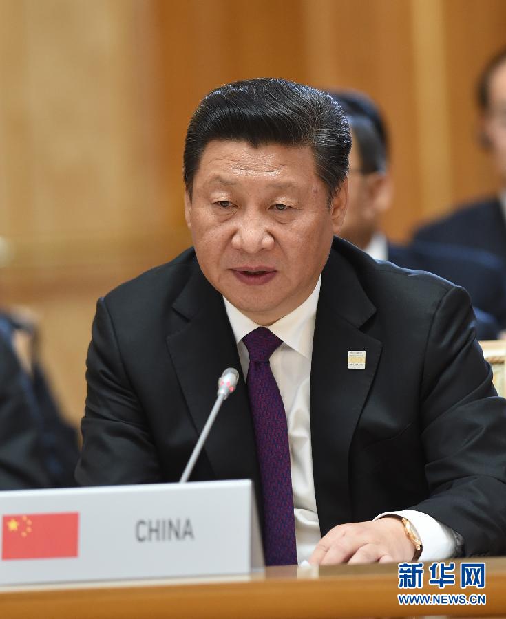 7月9日，金磚國家領(lǐng)導(dǎo)人第七次會晤在俄羅斯烏法舉行。中國國家主席習(xí)近平、俄羅斯總統(tǒng)普京、巴西總統(tǒng)羅塞夫、印度總理莫迪、南非總統(tǒng)祖馬出席。這是習(xí)近平發(fā)表題為《共建伙伴關(guān)系　共創(chuàng)美好未來》的主旨講話。新華社記者 饒愛民 攝 
