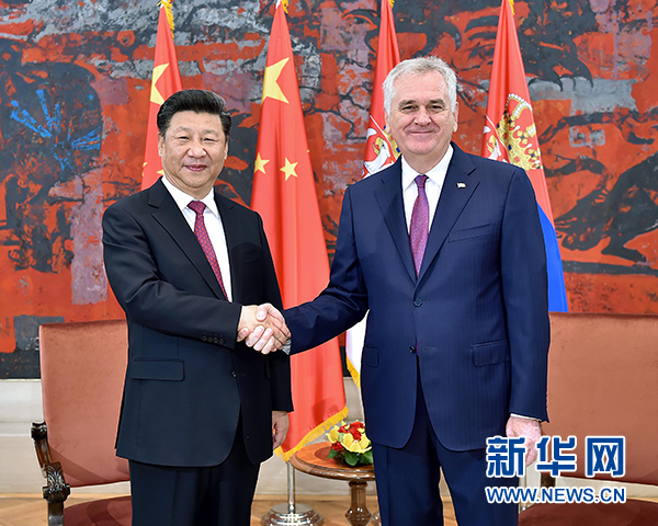 6月18日，國家主席習(xí)近平在貝爾格萊德同塞爾維亞總統(tǒng)尼科利奇舉行會(huì)談。 新華社記者 李濤 攝 