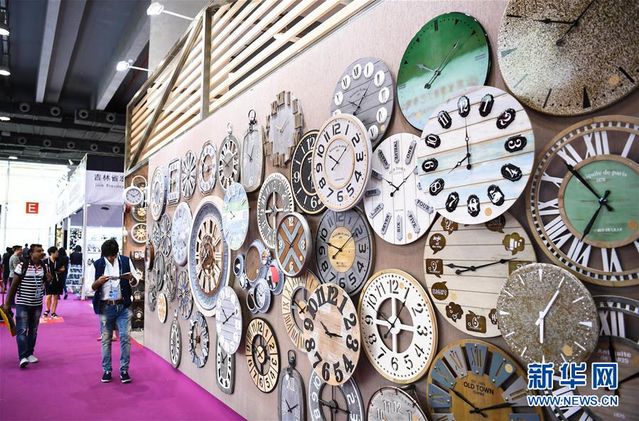 （新華全媒頭條&middot;圖文互動）（9）從廣交會到進(jìn)博會&mdash;&mdash;中國對外開放再譜新樂章