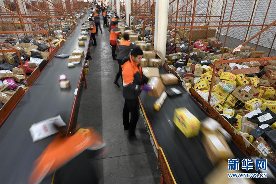 （新華全媒頭條&middot;圖文互動(dòng)）（11）從進(jìn)博會(huì)到&ldquo;雙11&rdquo; 超級訂單背后蘊(yùn)藏中國動(dòng)能