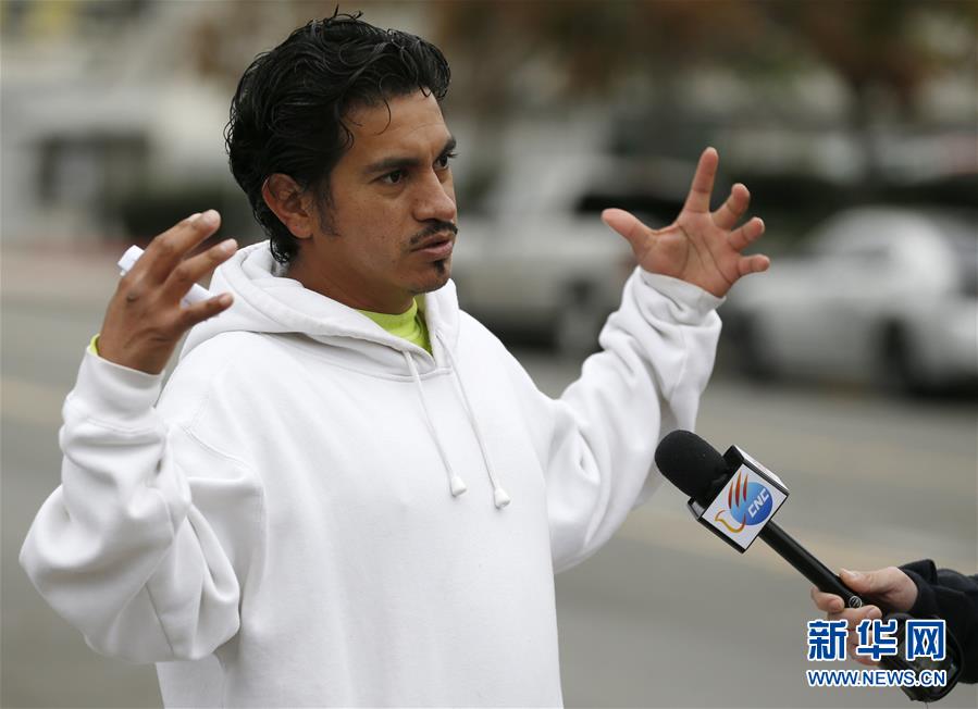 （國(guó)際&middot;圖文互動(dòng)）（8）通訊：&ldquo;根本沒有人在乎我們&rdquo;&mdash;&mdash;探訪美墨邊境墻邊的&ldquo;日工&rdquo;市場(chǎng)