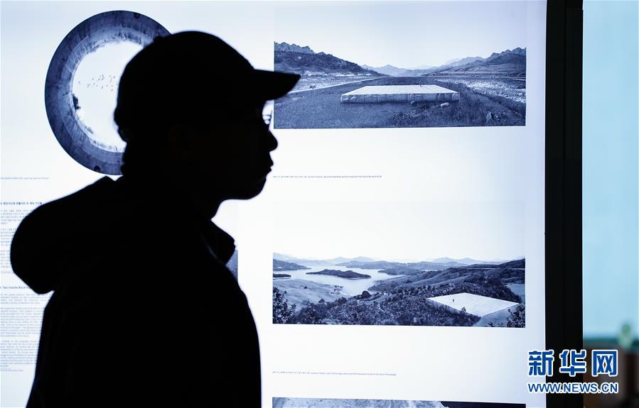 （國(guó)際&middot;圖文互動(dòng)）（2）通訊：敲響半島和平鐘聲&mdash;&mdash;走訪韓朝非軍事區(qū)首爾藝術(shù)展