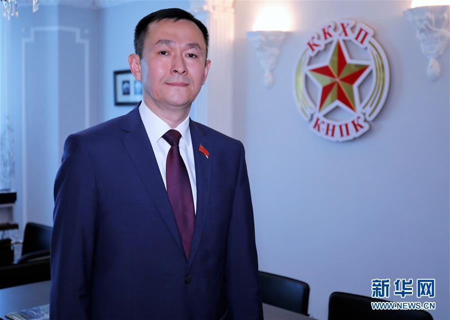 (國際·圖文互動)專訪:中美經(jīng)貿(mào)摩擦應(yīng)回到談判軌道——訪哈薩克斯坦共產(chǎn)人民黨中央委員會書記科努羅夫