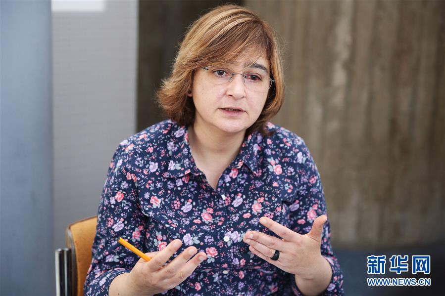 （國際&middot;圖文互動(dòng)）（1）美國挑起經(jīng)貿(mào)摩擦給世界經(jīng)濟(jì)帶來負(fù)面影響&mdash;&mdash;訪法共全國執(zhí)委會(huì)委員薩馬巴克斯