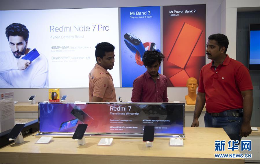 （習(xí)近平出訪配合稿&middot;圖文互動(dòng)）（5）特稿：電影、瑜伽、智能手機(jī)&mdash;&mdash;中印兩個(gè)文明古國(guó)交往&ldquo;新故事&rdquo;