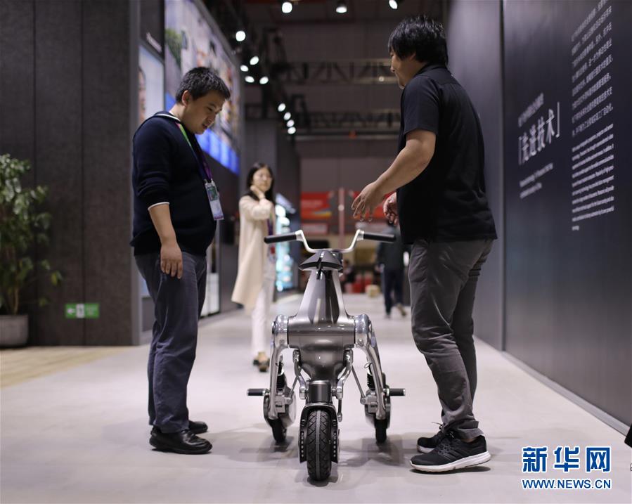 （新華全媒頭條&middot;第二屆進(jìn)博會(huì)&middot;圖文互動(dòng)）（3）進(jìn)博之光輝耀世界 &mdash;&mdash;寫在第二屆中國(guó)國(guó)際進(jìn)口博覽會(huì)開幕之際