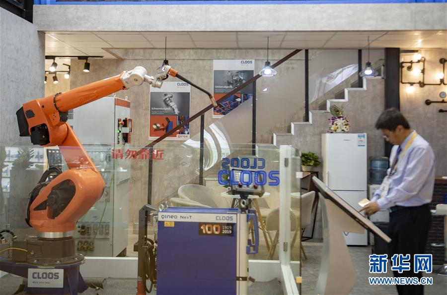 （新華全媒頭條&middot;圖文互動）（5）共襄盛舉 共享未來&mdash;&mdash;與會人士熱議習(xí)近平主席在第二屆中國國際進(jìn)口博覽會上的主旨演講