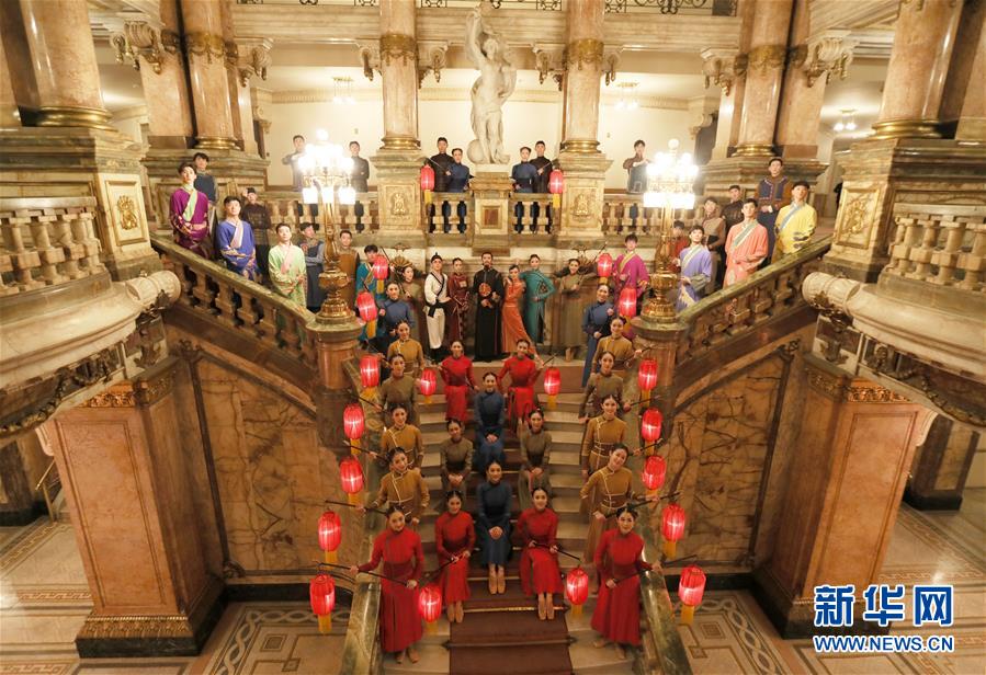 (新華全媒頭條·圖文互動(dòng))(8)特稿:全面提升中希合作交流水平 推動(dòng)金磚峰會(huì)取得豐碩成果——寫在習(xí)近平主席對希臘進(jìn)行國事訪問并赴巴西出席金磚國家領(lǐng)導(dǎo)人第十一次會(huì)晤之際