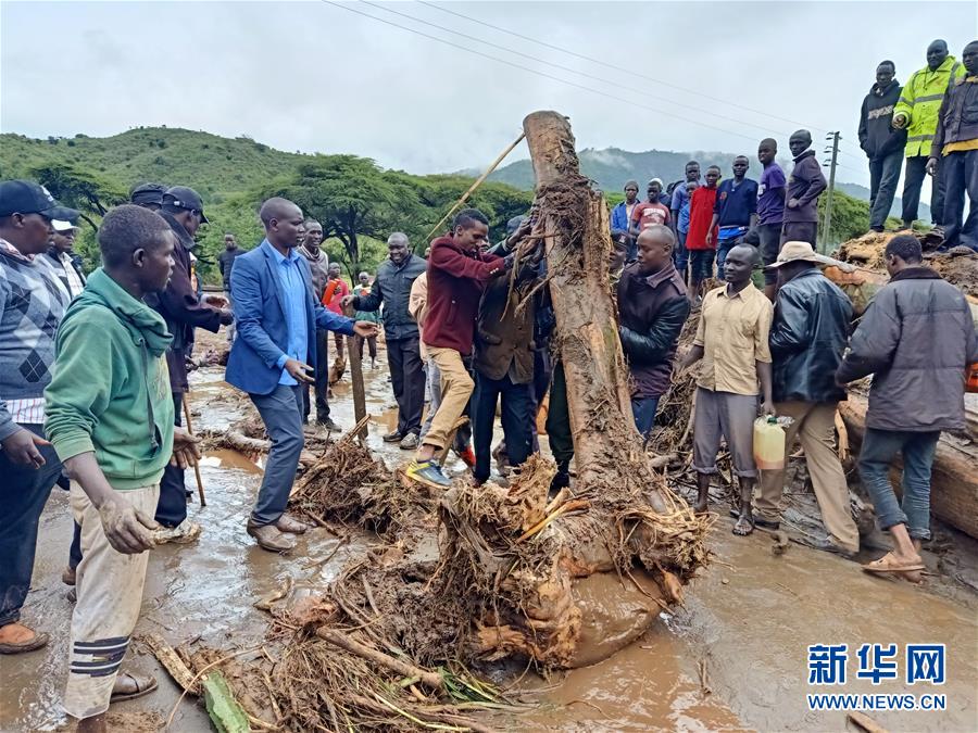 (國際)(4)肯尼亞山體滑坡死亡人數(shù)升至37人