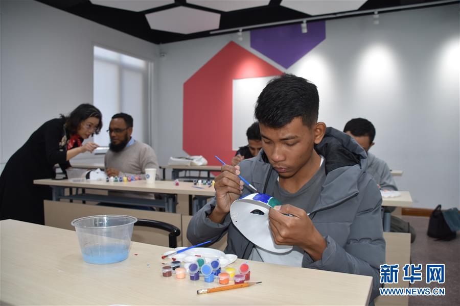 (圖文互動(dòng))(3)“異鄉(xiāng)非異客”——緬甸青年中國留學(xué)記