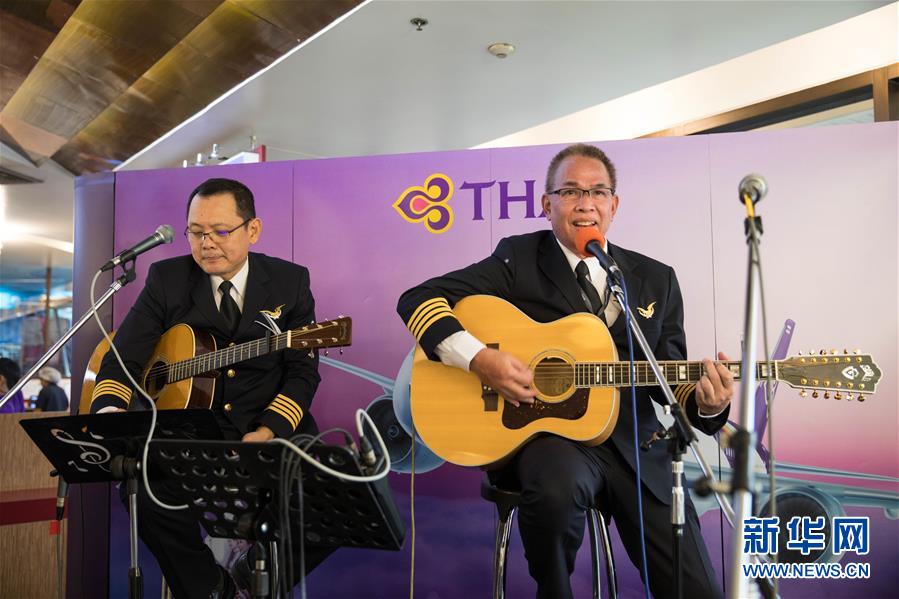 （國(guó)際&middot;圖文互動(dòng)）（7）從機(jī)艙餐廳到模擬飛行　泰航出招緩解疫情壓力