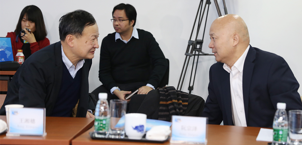 新華網(wǎng)第六屆&ldquo;縱論天下&rdquo;國(guó)際問(wèn)題研討會(huì)嘉賓交流