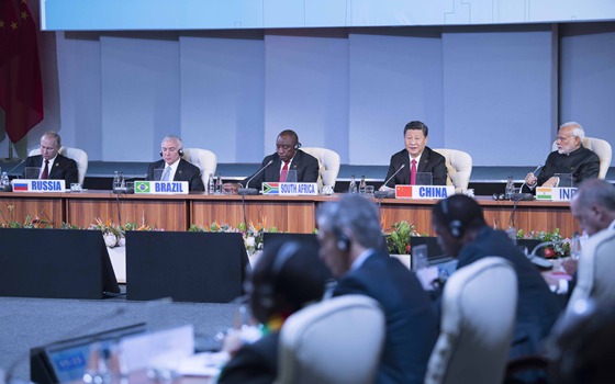 習(xí)近平出席&ldquo;金磚+&rdquo;領(lǐng)導(dǎo)人對(duì)話(huà)會(huì)