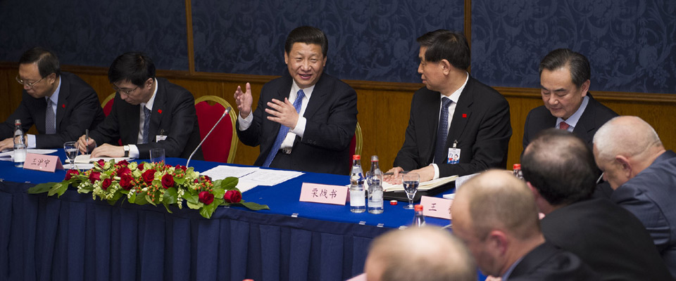 習近平會見俄羅斯?jié)h學家、學漢語的學生和媒體代表