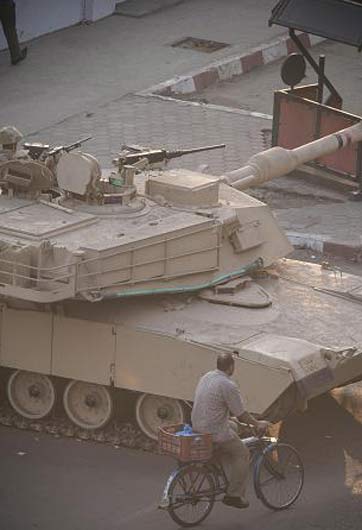 埃及重回軍人政治時(shí)代？